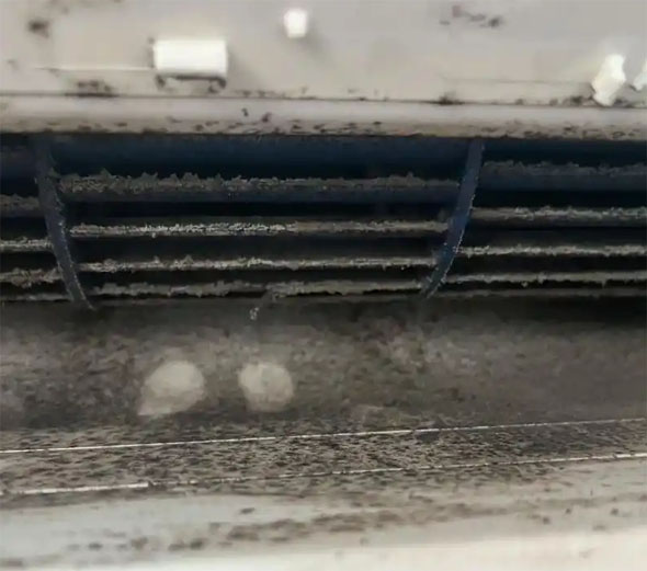 昌吉空调吹的风有股烧焦味是怎么回事